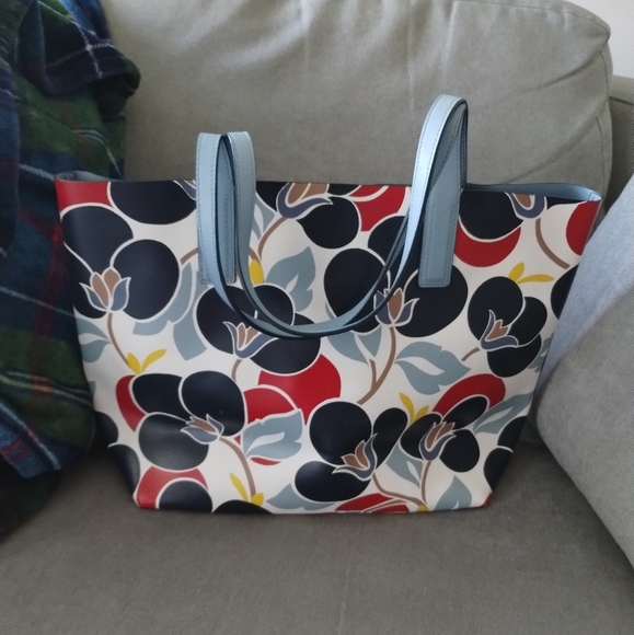 Kate Spade Reversible Arch Place Mya Breezy Floral Blue Leather Tote NWOT - Picture 2 of 9